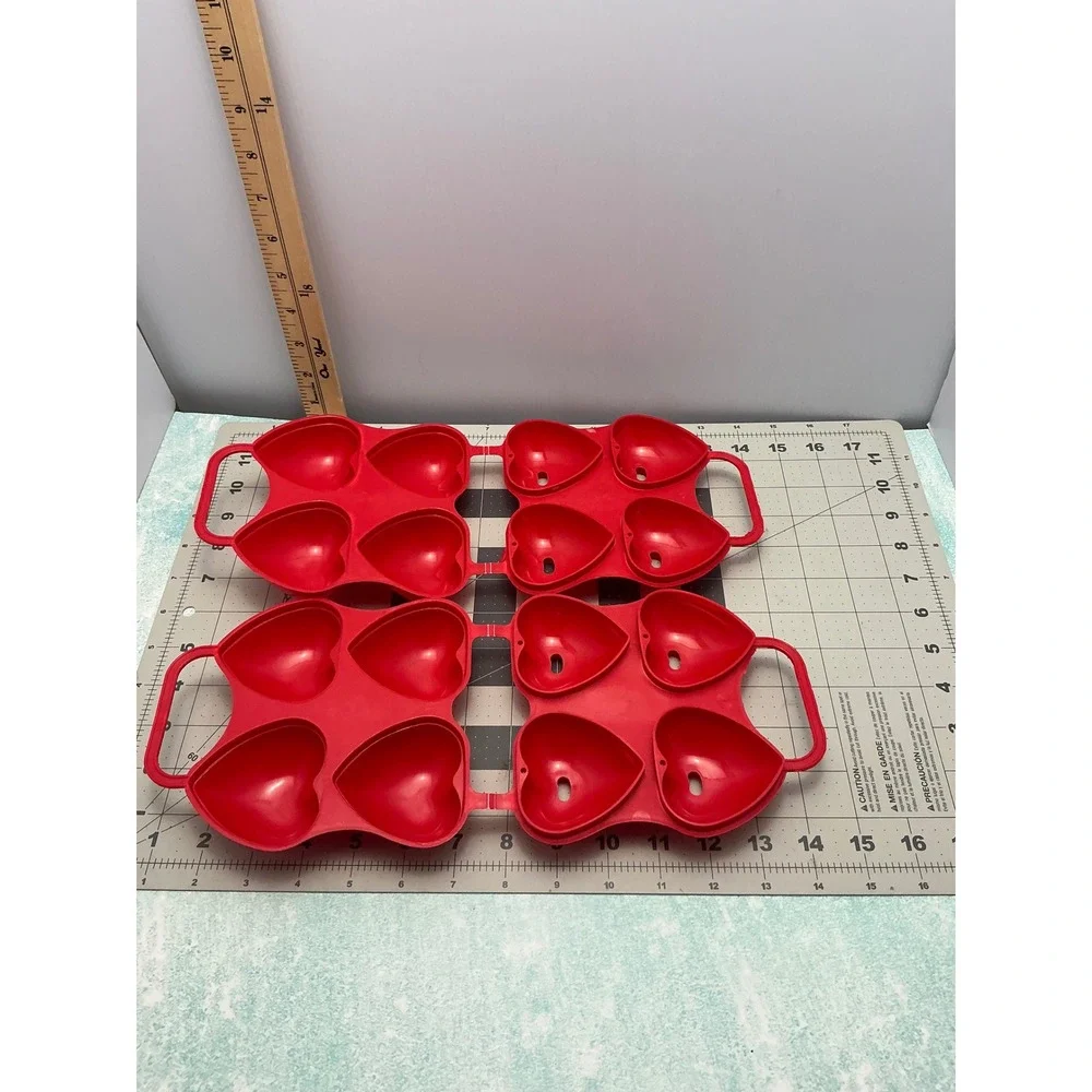 Vintage Jell-O Jigglers Heart Molds set of‎ 2 Red Plastic Valentine Set of 2